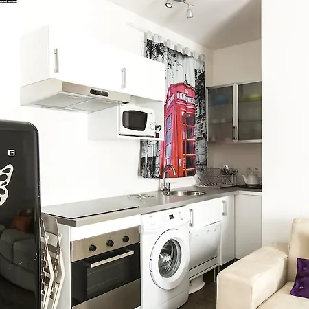 Lauriston Halldis Apartment